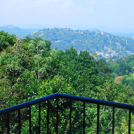 Mount Mirror Resort Κάντι Εξωτερικό φωτογραφία